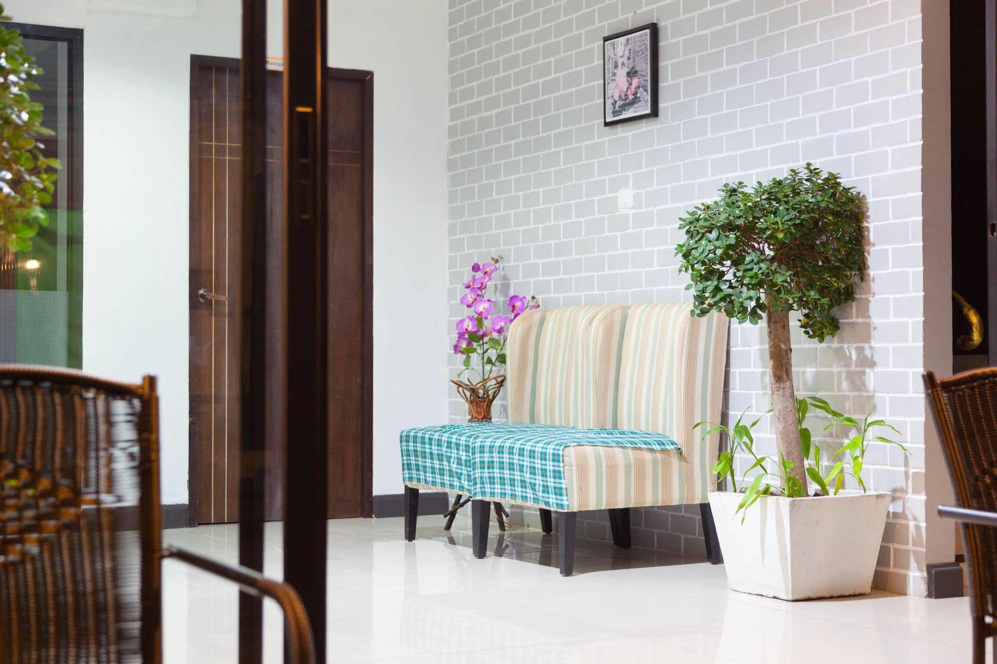 Simple Boutique Seabreeze Hotel